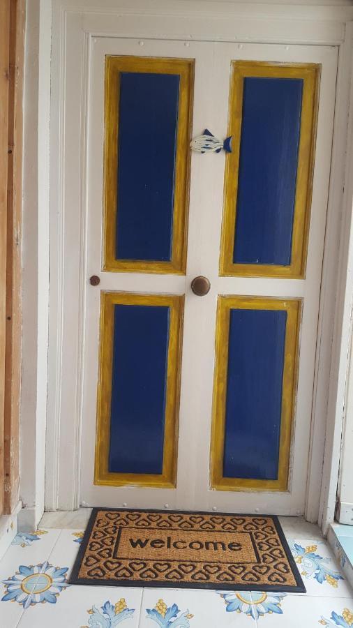 La Casa Sugli Archi Hotel Ponza Eksteriør billede