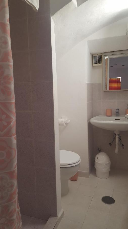 La Casa Sugli Archi Hotel Ponza Eksteriør billede