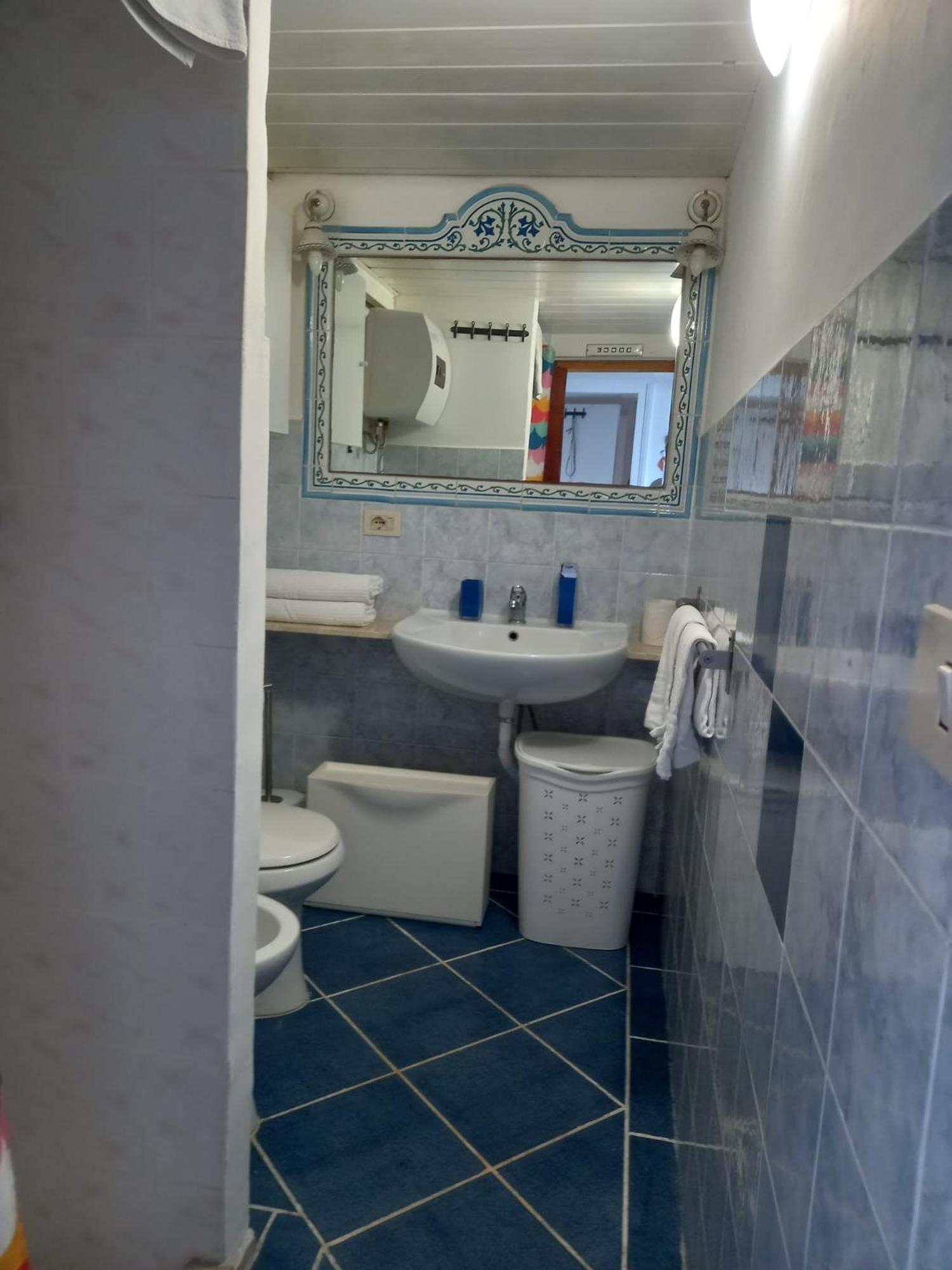 La Casa Sugli Archi Hotel Ponza Eksteriør billede